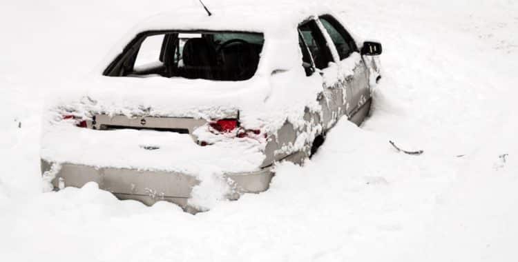 Cuáles son las condiciones de riesgo que generan accidentes de auto en las nevadas