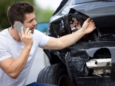 ¿Por qué Debo Contratar un Abogado en Caso de un Accidente de Auto?