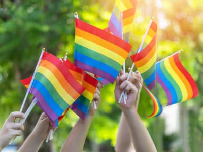 Cómo Actuar Ante un Caso de Discriminación en el Trabajo por ser LGBT+ en los Estados Unidos