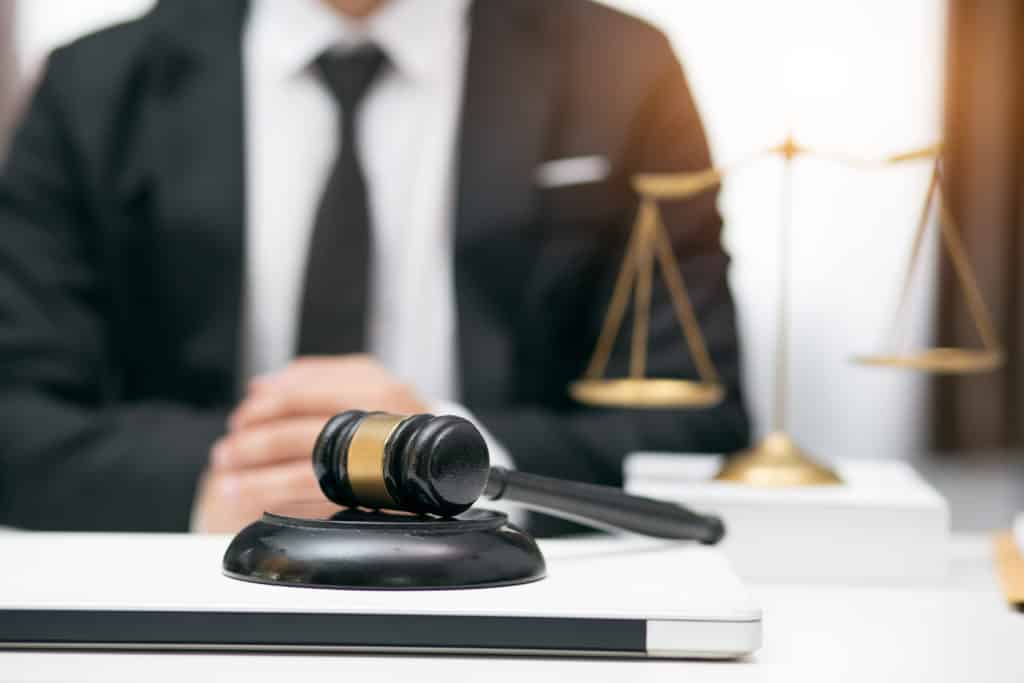 Cómo Saber si Tengo un Caso de Salarios no Pagados con la Ayuda de un Abogado Laboral