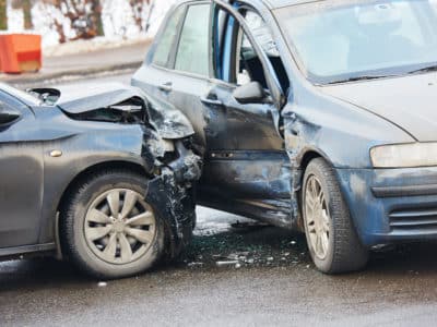 Accidentes de auto en USA ¿Cómo actuar para recibir una compensación?